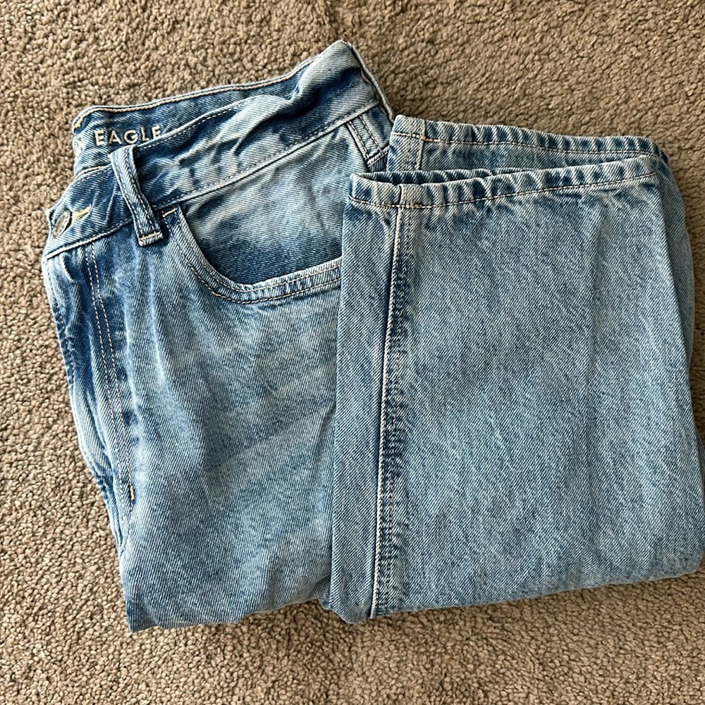 American Eagle Mom Jean